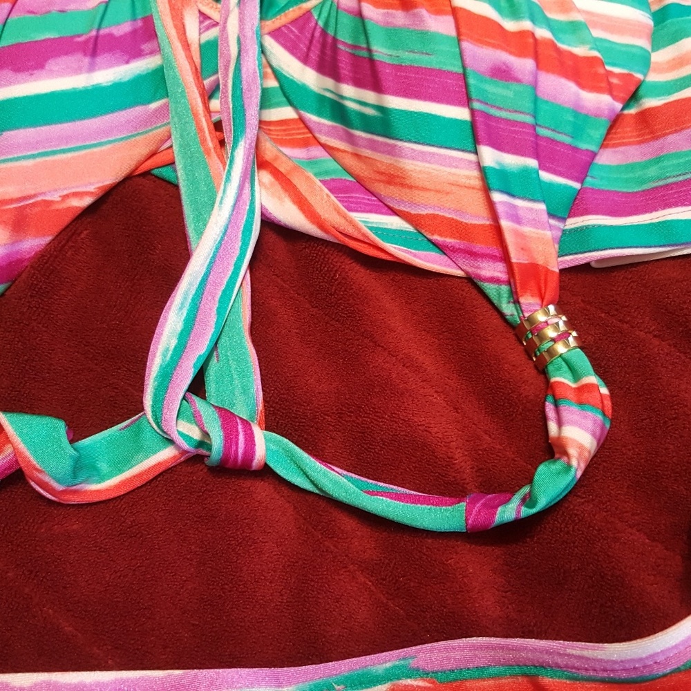 Bikini - Picture 4 of 5